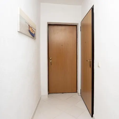 Lejlighed Knezovic 2 Podstrana