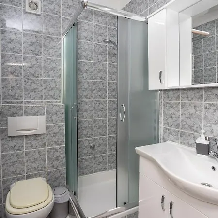 Apartman Knezovic 2 Podstrana